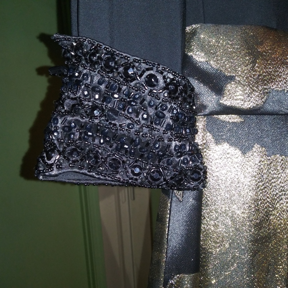 BALL DRESS - Picture 2 of 5